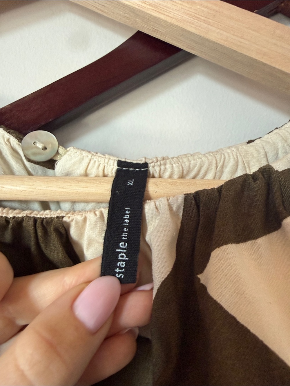 Stable the Label Patterned Set - Picture 2 of 4